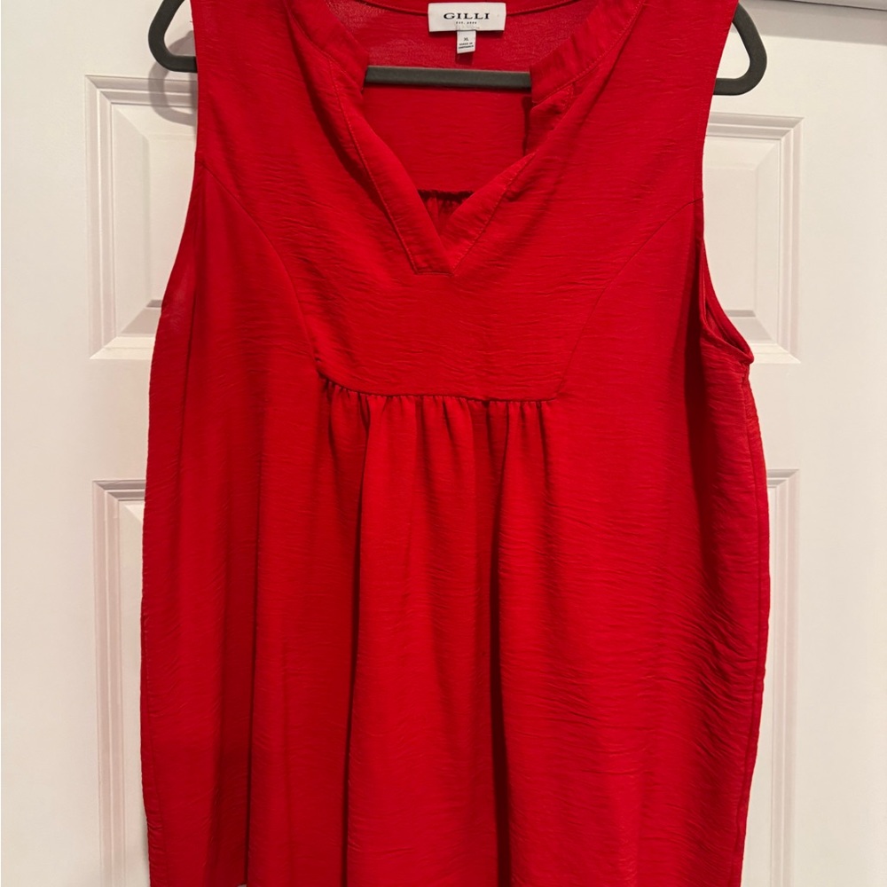 Gilli Maternity Bright Red V-Neck Sleeveless Tank Top